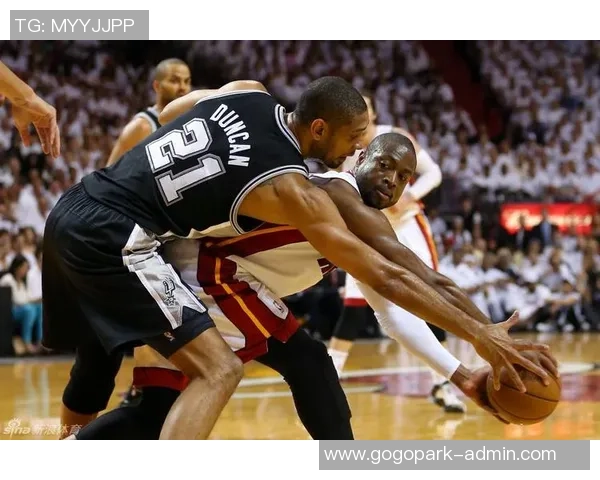 2013NBA总决赛首战回顾马刺与热火的巅峰对决与精彩瞬间分析